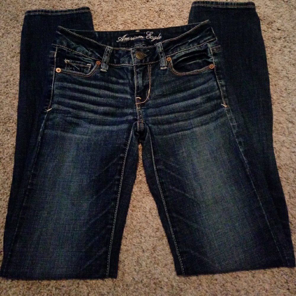 💜 SOLD 💜NWOT American Eagle Skinny Jeans